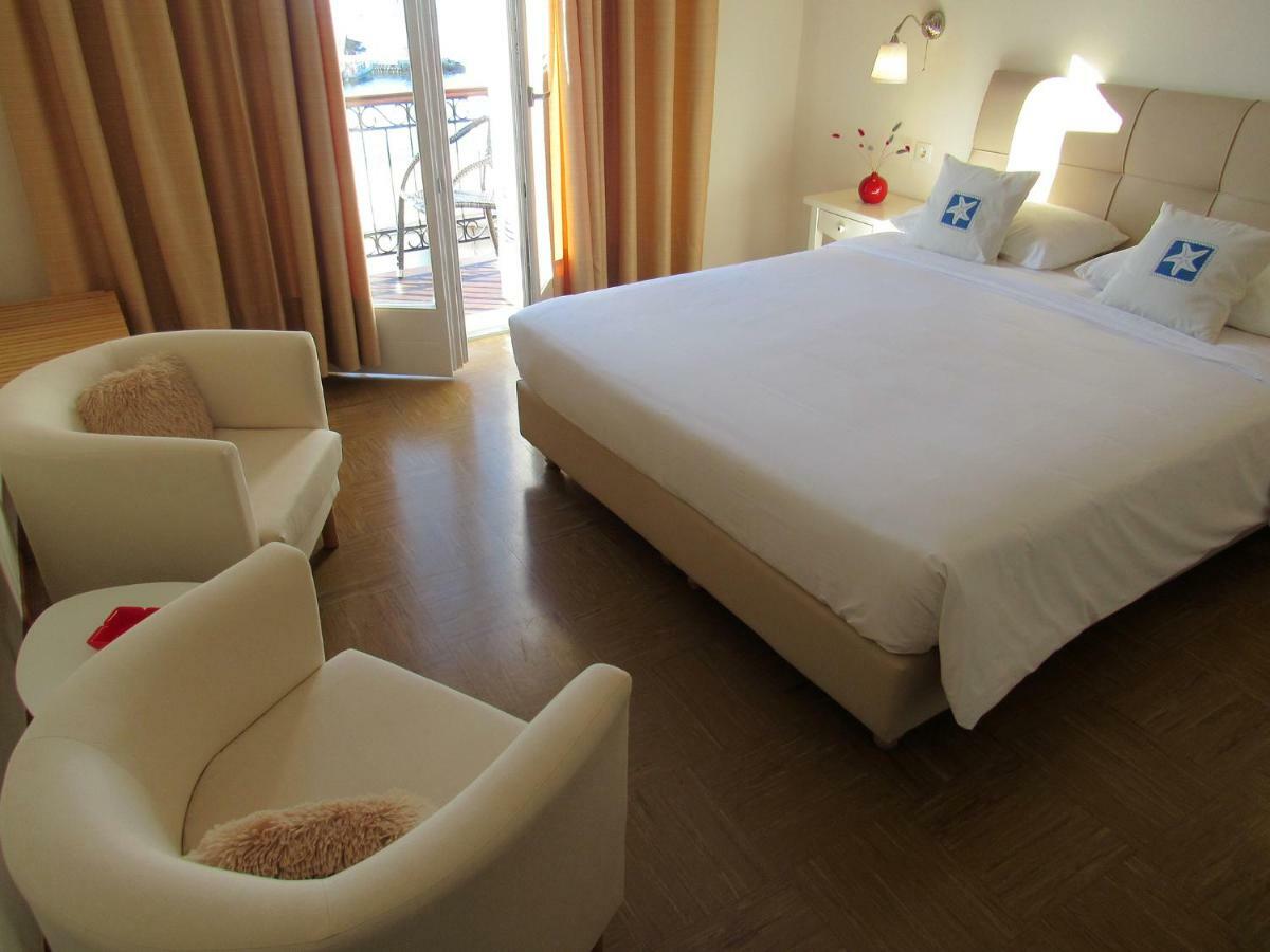 Alexandris Hotel Spetses Town Екстер'єр фото